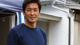 トルシエのモノマネも。20年前、加地亮の行動はすべてチームのために