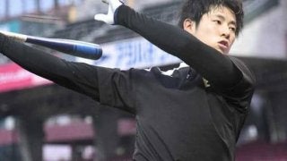 鷹、前日負傷交代の上林が「5番・右翼」で先発　ロッテは2番に藤岡　スタメン発表