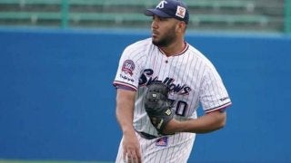 燕新助っ人スアレス、復帰戦153キロ！「もっと速い球を投げられる」