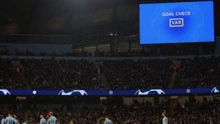 日本も導入のVARとの正しい付き合い方。決めるのは人間で機械ではない