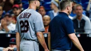 【MLB】「明らかに痛そうに」…サイ・ヤング賞2度の右腕、165キロ打球直撃で右腕骨折