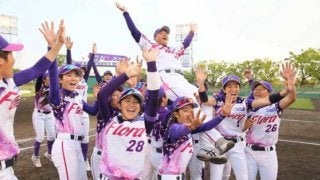 【女子プロ野球】地元で京都フローラが春季リーグ優勝！　勝率.786の圧倒的な強さを見せつける