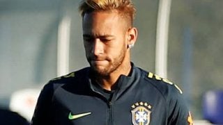 またもネイマール頼み？　コパ・アメリカ開催国ブラジルに広がる不安