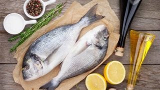 DHA？EPA？カラダがよろこぶ魚の栄養素