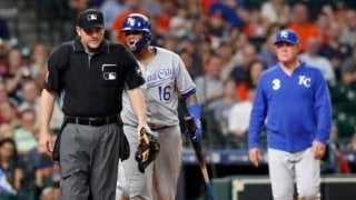 【MLB】ロイヤルズ監督、正捕手が退場処分　際どいストライク判定に「一貫性が無かった」