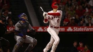 【MLB】「大谷翔平選手、握手いいですか？」フィギュア本田真凜の激励に応える本拠地弾