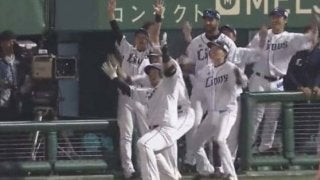 西武、連勝で5割復帰　山川凱旋20号3ラン　鷹は東浜＆嘉弥真が失点、沖縄出身者に明暗