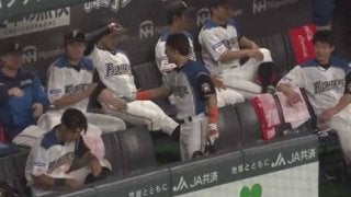 ハム杉谷、左右両打席本塁打＆爆笑お立ち台　仲間のハイタッチ“拒否”は「ただの無視」