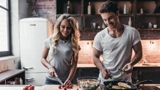 彼の胃袋をつかもう！ 食べ応えも大満足なダイエットレシピ３選