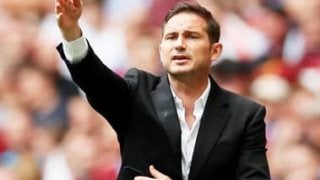 チェルシー監督就任の噂も。ランパードが指揮官としても才能を発揮