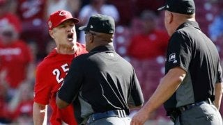 【MLB】レッズ監督、主砲への死球に怒り爆発で退場「あのチームはわざとぶつける」