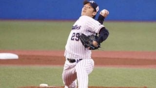 13連敗中のヤクルト、エース小川は4回まで4失点　打線は無安打無得点