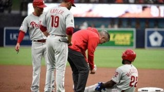 【MLB】こんな負傷の仕方って…マカッチェンが“頭脳的プレー”で塁間に挟まれ左膝痛める