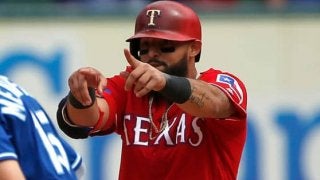 【MLB】レ軍内野手の奇抜すぎるユニ着こなしにファン「芸術的だ」「おそらく早く走れる」