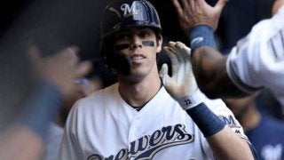 【MLB】ボールが消えた!?　イエリッチの痛烈約190キロ打球、フェンスの隙間をすり抜ける珍事