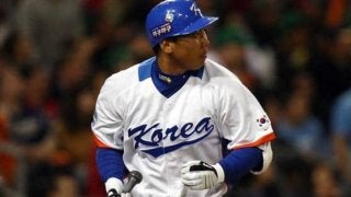 元ホークス李ボム浩が現役引退「ユニホームを脱ぐことに後悔はしたくない」