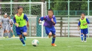 学年・目的別に指導する「FC東京スキルアップサマークリニック」7～8月開催