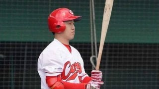 広島ドラ1小園「1番・遊撃」でプロ初出場初スタメン！　田中の連続フルイニングは635試合でストップ