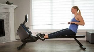 業務用の優れた部分を残した家庭用ボート漕ぎマシン「Oxford 6」7月発売