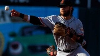 【MLB】ジ軍3年連続GG賞男の華麗なベアハンドにファン興奮　「ゴールドハンド」