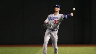 【MLB】前代未聞!?　ベリンジャー目当てに女性ファンが2日連続で乱入「何てことだ」