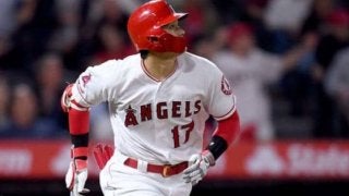 【MLB】大谷翔平、左犠飛で打点　味方が“神走塁”で二塁から一気に生還、感謝の“両手握手”