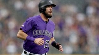 【MLB】「しまった！」米で痛恨の本塁打“アシスト”　フェンス超え気付かずキョロキョロ…