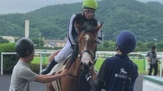 土曜福島５Ｒ新馬はエレナアヴァンティが制す！内田博「素直な馬」