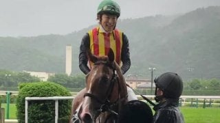 日曜福島５Ｒ新馬はドゥラメンテの近親コンドゥクシオンがＶ！
