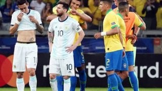 ブラジルを熱狂させたアルゼンチン戦。勝因は効率性とダニ・アウベス