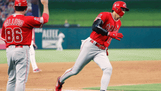 【MLB】絶好調・大谷翔平を敵地中継局が特集　解説の元鷹左腕「究極的にいい打撃」