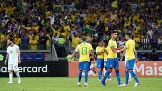 VARだけじゃない。コパ・アメリカを騒がす予言。占い師まで登場