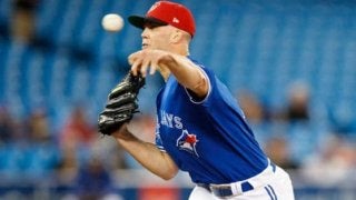 【MLB】「完全にボーク」ブルージェイズ左腕の“疑惑”の牽制球　ファンからも批判の声