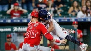 【MLB】エ軍捕手が負傷した衝撃のクロスプレーに賛否「これは故意じゃない」「卑劣なプレー」