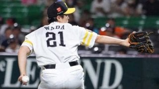 ソフトバンク和田、アクシデントで緊急降板　足の付け根付近を気にする仕草も…