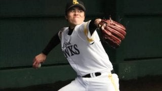 鷹16年ドラ1田中正義、ほろ苦今季初登板　緊急登板で勝ち越し許し「悔しい」