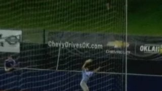 【MLB】米マイナーで9回2死から衝撃の結末が話題！　本塁打強奪スタンドインキャッチが凄い