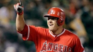 【MLB】エンゼルス、トラウトが右ふくらはぎの張りで途中交代　2回終了で退く
