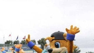 日ハム2軍マスコット「C☆B」が5歳に　DJチャス。「ファンの後押しのおかげ」