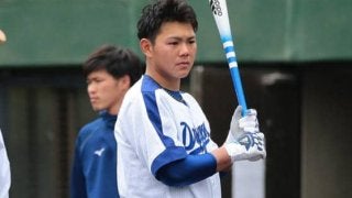 中日高橋、2回表に負傷交代　帰塁した際に右手指を負傷　与田監督「ベースに突いた」