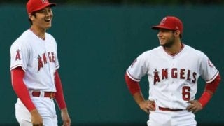 【MLB】エ軍の新儀式？　大谷翔平とフレッチャーが“ビンタ応酬”するワケ「幸運の儀式」