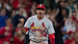【MLB】どうしてこうなった？　左翼の後ろで中堅全力ダイブ　まさかの珍プレーに米「爆笑」