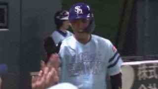 鷹・今宮、復帰即本塁打！「最初の打席で打てて良かった」　4年連続2桁本塁打