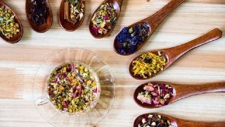 リラックス効果のあるお茶の種類とは