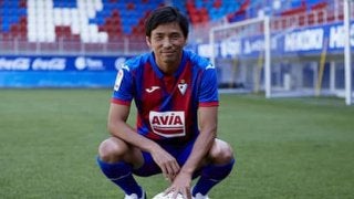 乾貴士が「我が家」エイバルに復帰。兄貴に戻れるのは高い評価の証だ