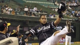 【今日のMVP】デスパイネ、ルーキー粉砕の24号2ラン＆25号ソロ！4安打4打点でバースデーケーキを手渡し！＜8月1日＞