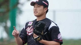 ロッテ岩下、「右足関節内反捻挫」で降板　初回ベースカバーで痛め病院で検査受ける