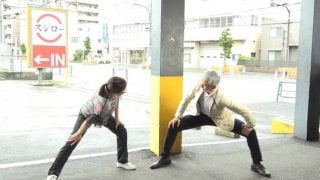 東急スポーツオアシス×スシロー、オリジナルストレッチ「スシレッチ」考案