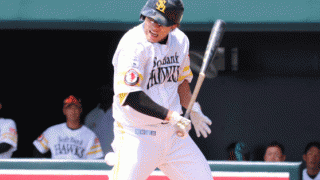 鷹・柳田、涙の復帰　2打席無安打も123日ぶり実戦に感極まる「治るか不安な気持ちが…」