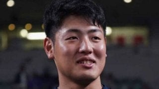 巨人岡本、2戦連発で2年連続20号到達！　若き4番が追撃ソロ